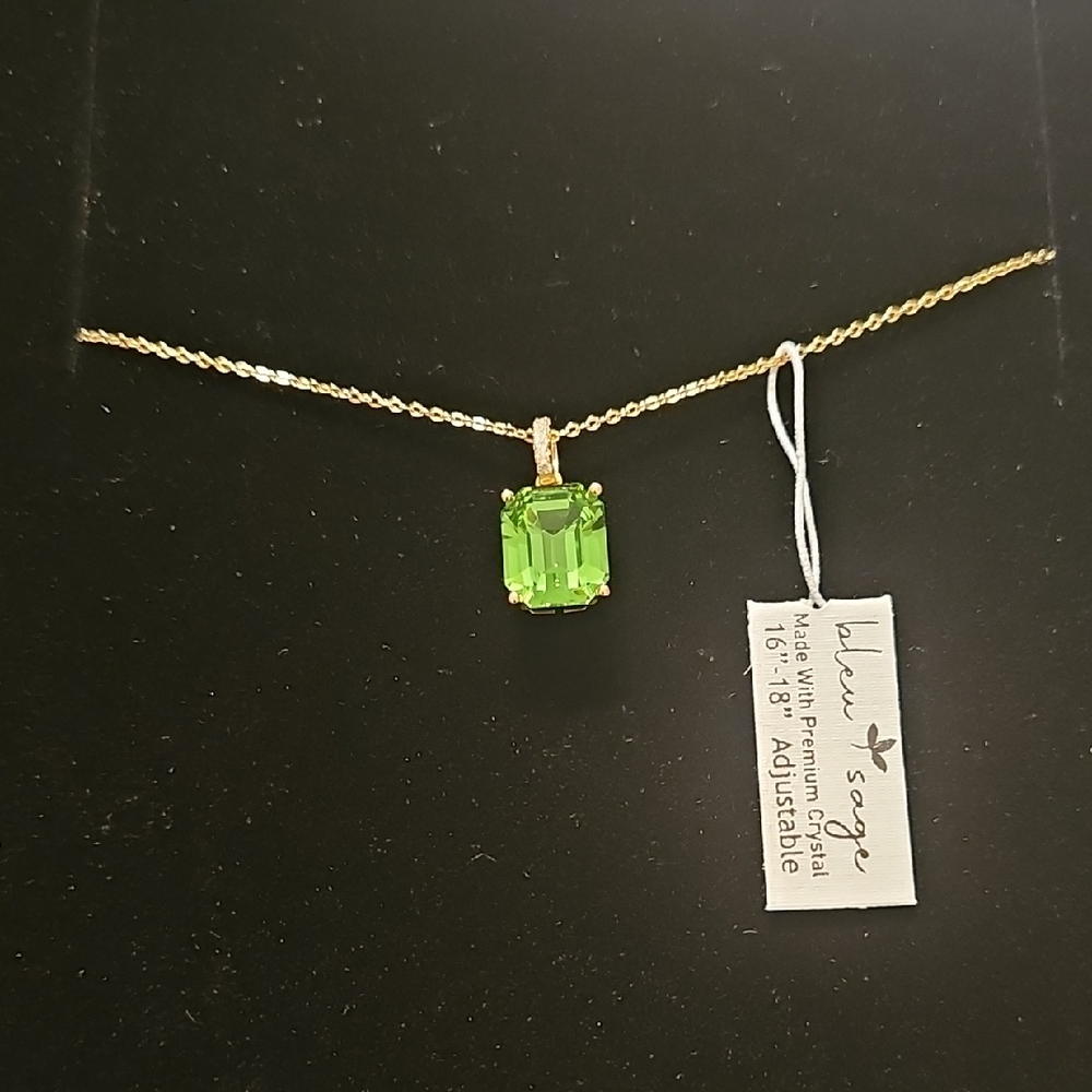 Blu Sage Gold Necklace with Emerald Green Pendant